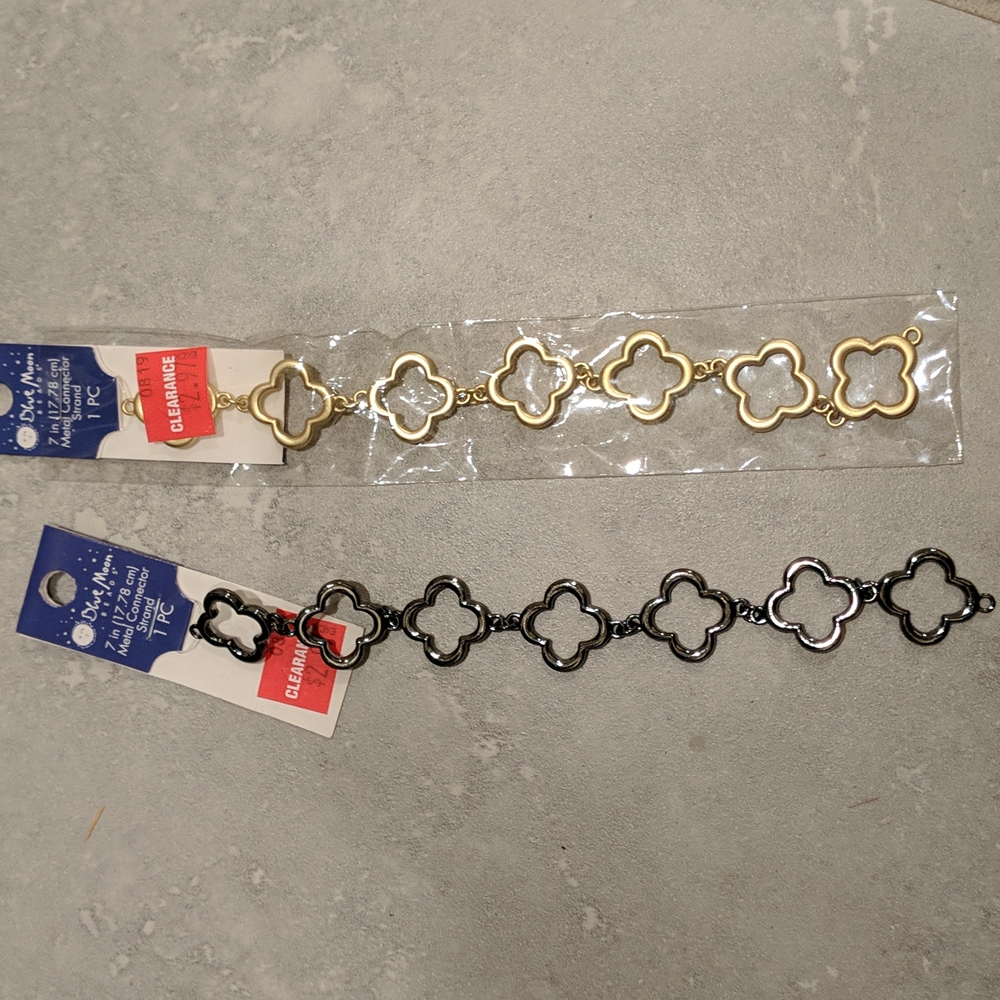 New. Beads